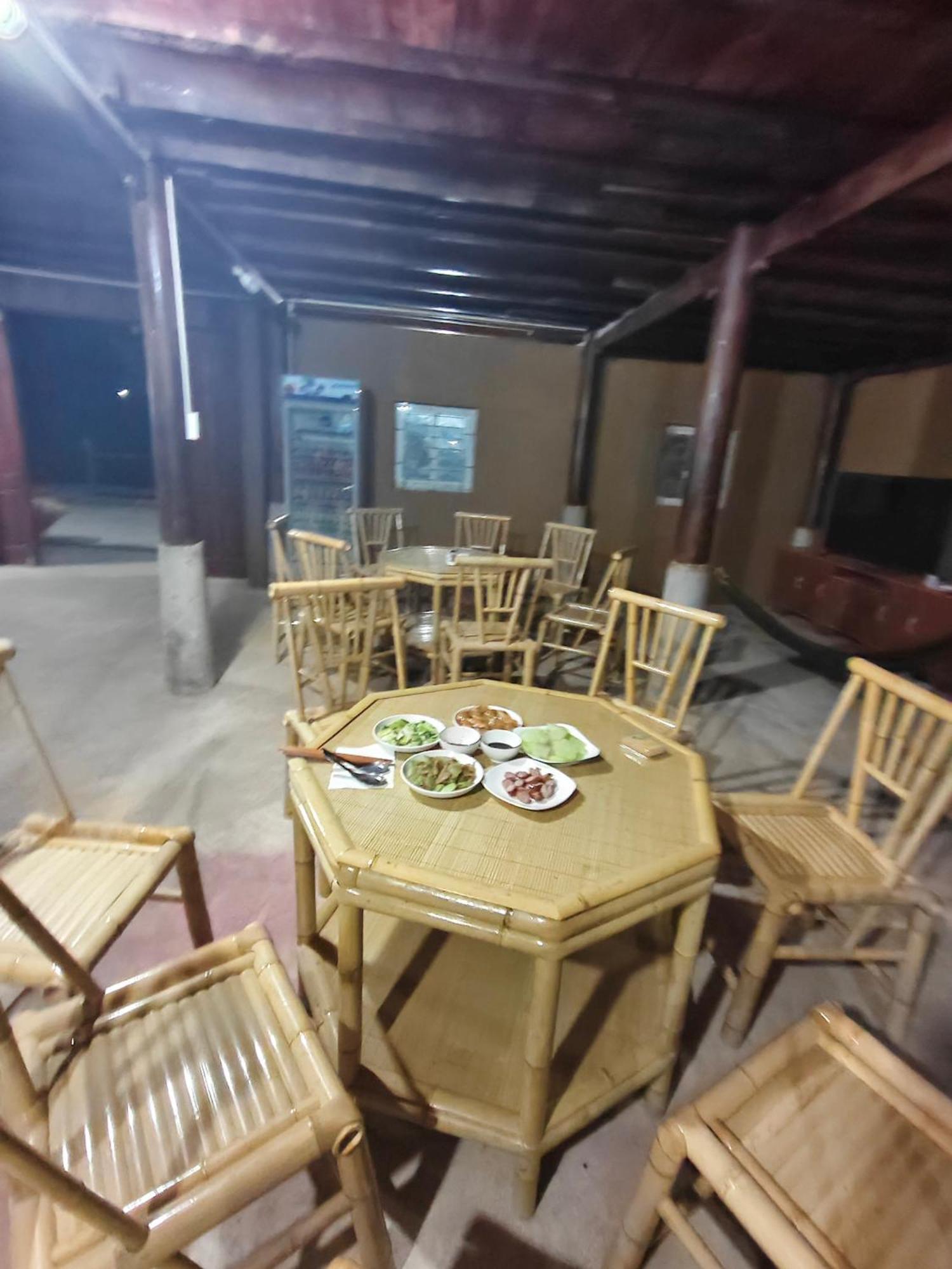 Nung An Homestay Quang Uyen Exterior foto